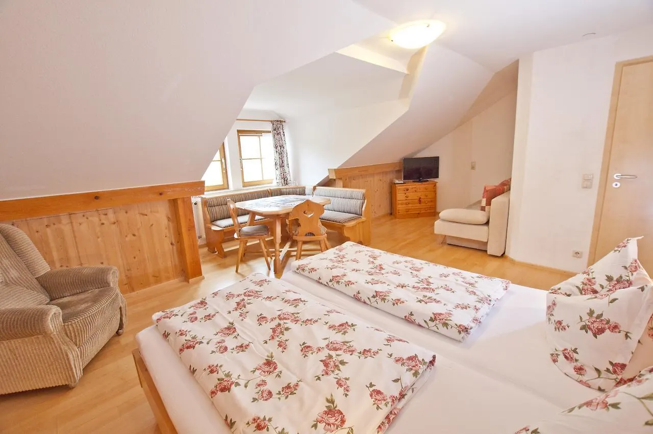 Berghues Schratt - Einfach Anders - Ihr Vegetarisches Und Veganes Biohotel Oberstaufen